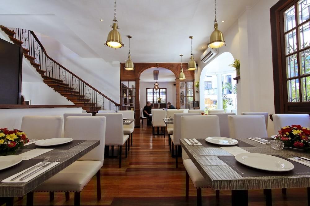 The Bourke Hotel Davao City Kültér fotó