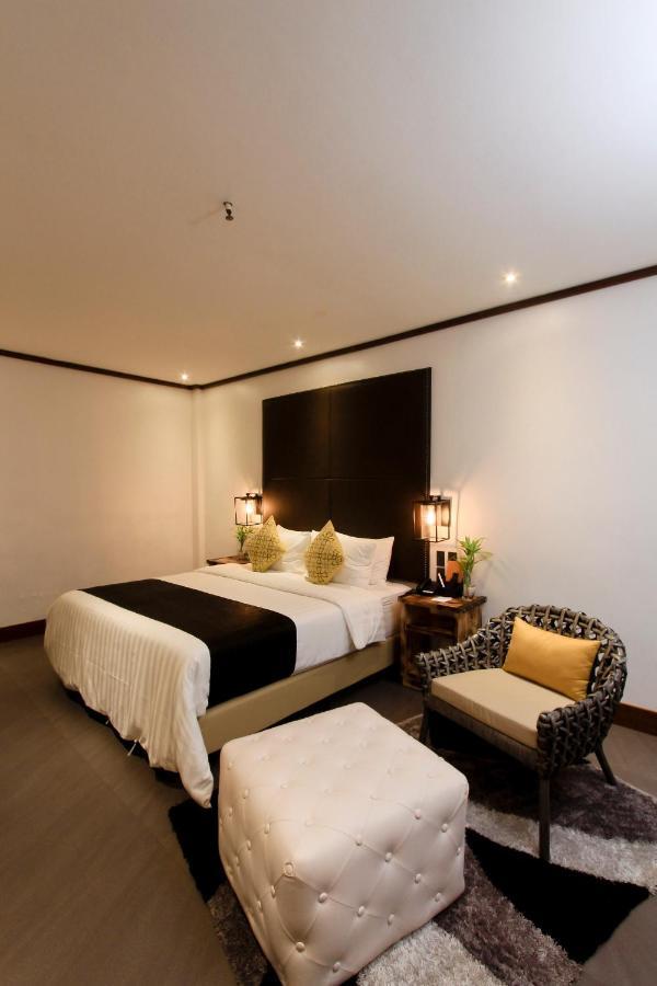 The Bourke Hotel Davao City Kültér fotó
